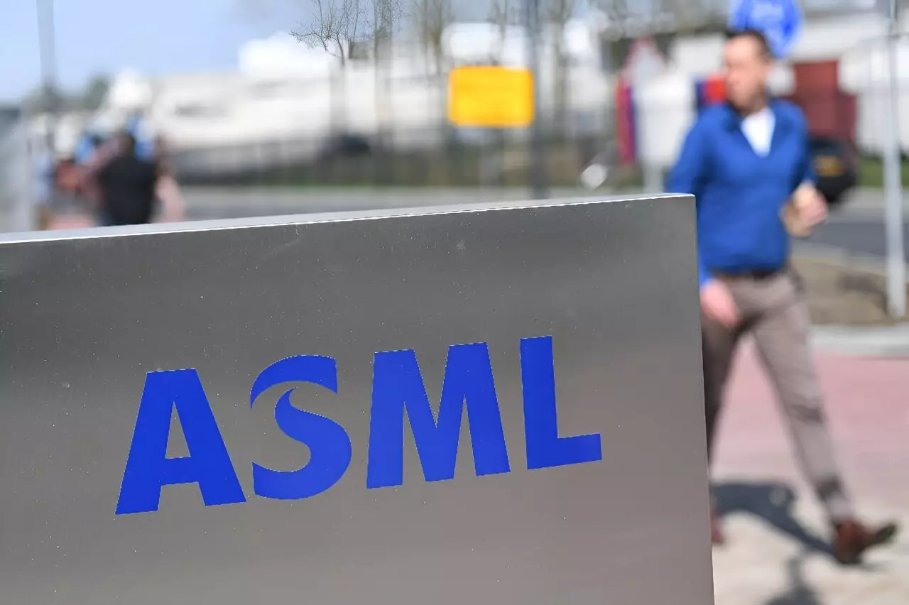 The Challenges Facing ASML’s New CEO in a Complex Geopolitical Landscape