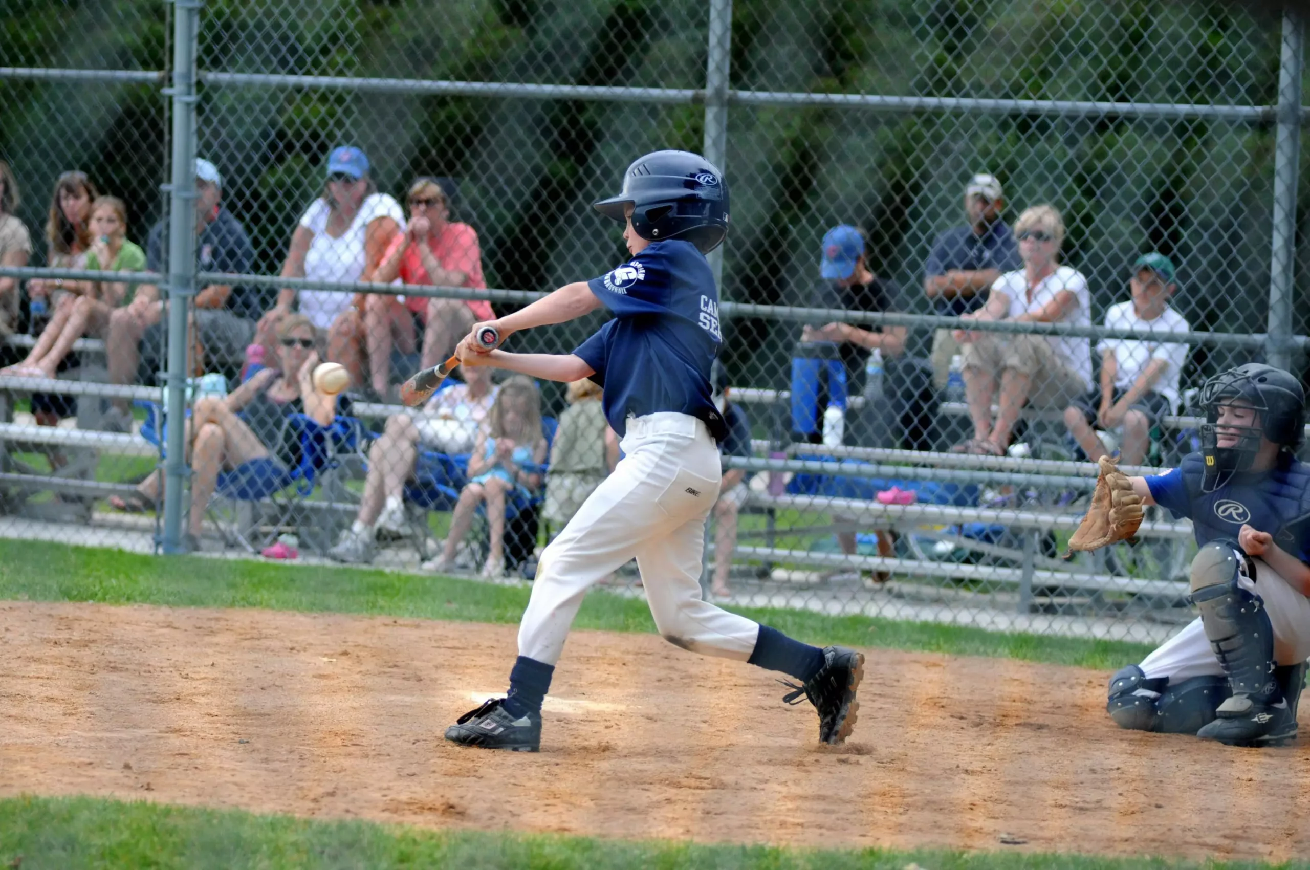 The Rise of Metal Bats in Youth Baseball: Balancing Performance and Player Development